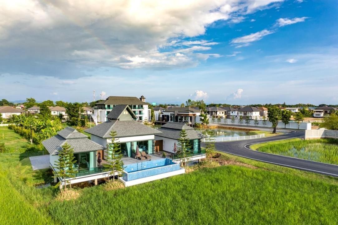 Pim Pool Villa Nan Exteriér fotografie